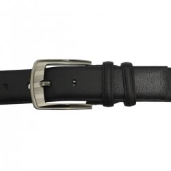 Ceinture granulé noir en cuir